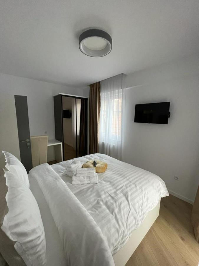 Adina Apartament Gura Humorului Buitenkant foto