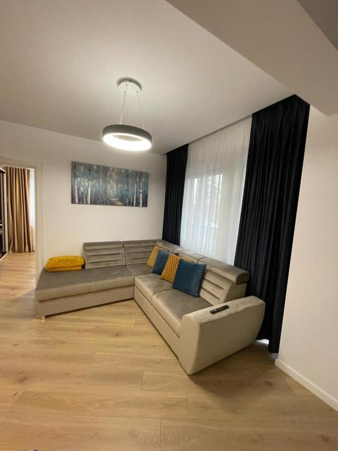 Adina Apartament Gura Humorului Buitenkant foto